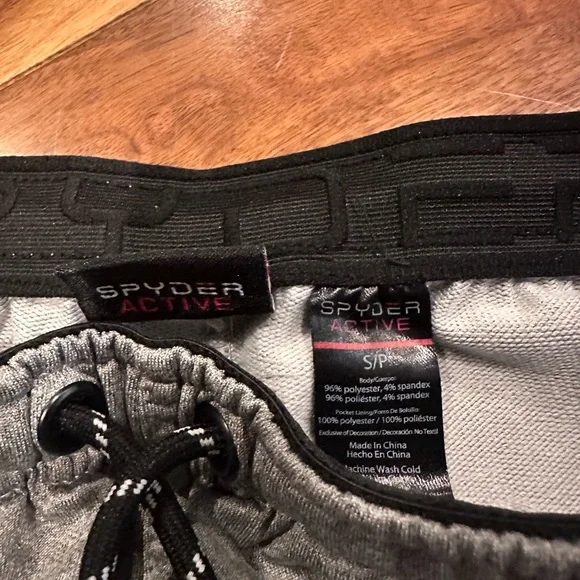 Spyder men’s silver gray small jogger pants small hole on leg - Picture 4 of 5